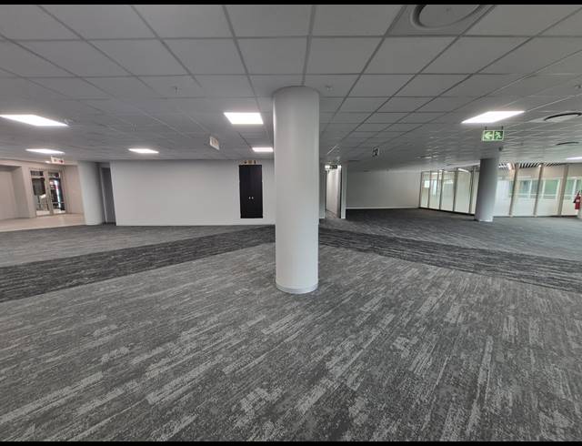 366M² OFFICE TO LET IN SANDTON CENTRAL